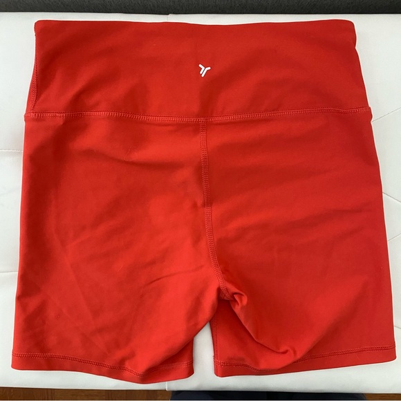 3/30$🤍 OLD NAVY | High waisted power soft biker shorts In cherry tomato - Picture 8 of 11